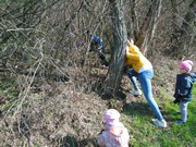 Ukliďme Česko - ukliďme cestu do lesa